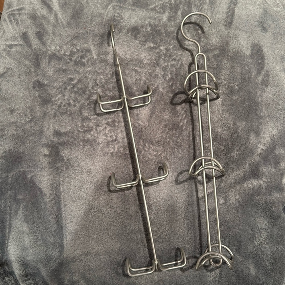 Set of 2 purse hangers